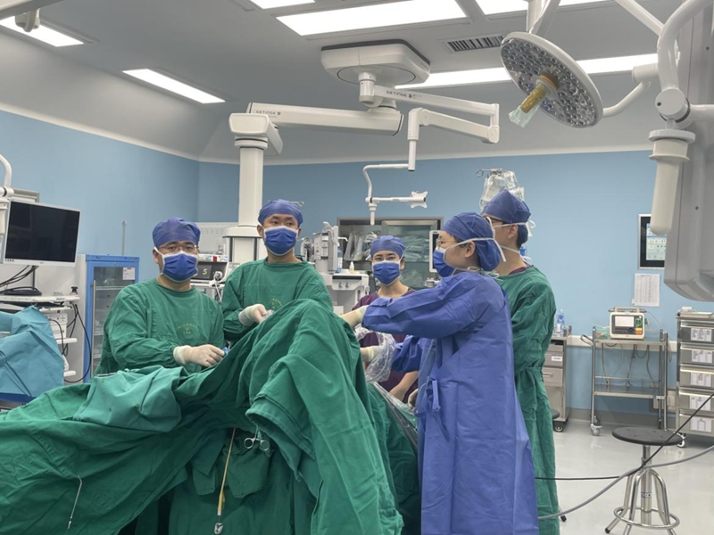 捆绑调教
（自治区人民医院东院）多学科联合救治七旬患者