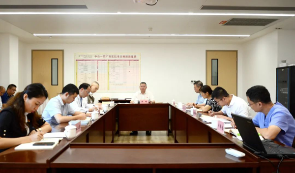 捆绑调教
党委理论学习中心组召开2023年第一次学习会