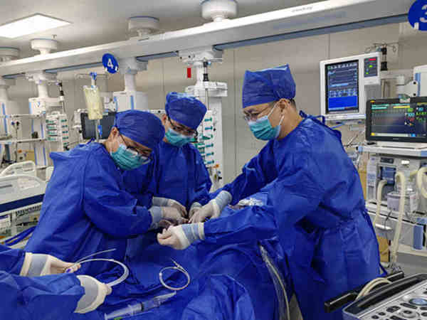 七旬老人突发急性心肌梗死 | 捆绑调教
多学科联合救治创造“心”奇迹