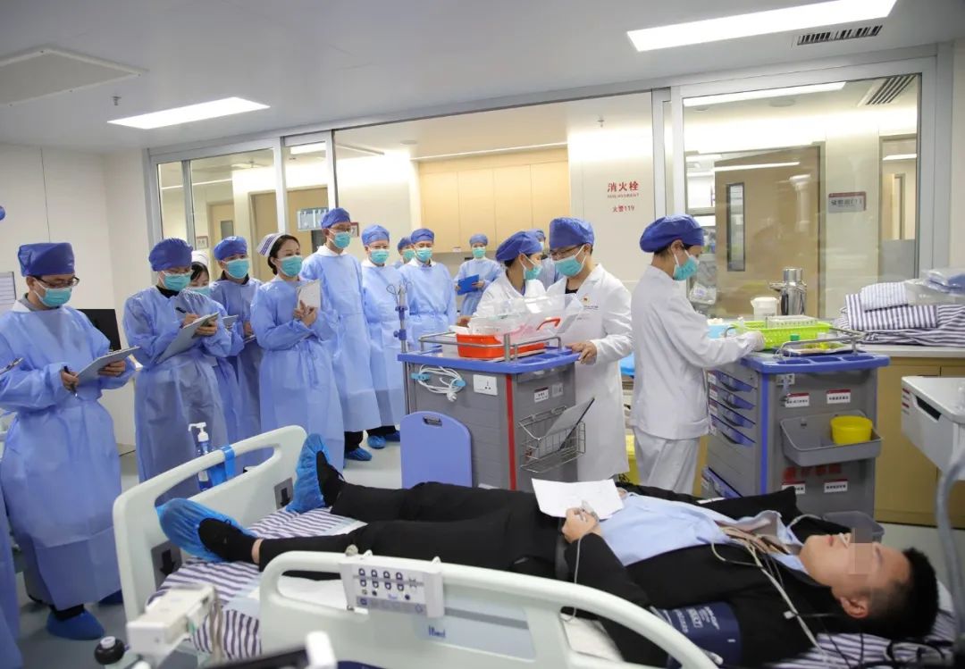 捆绑调教
开展地震灾害紧急医学救治应急演练