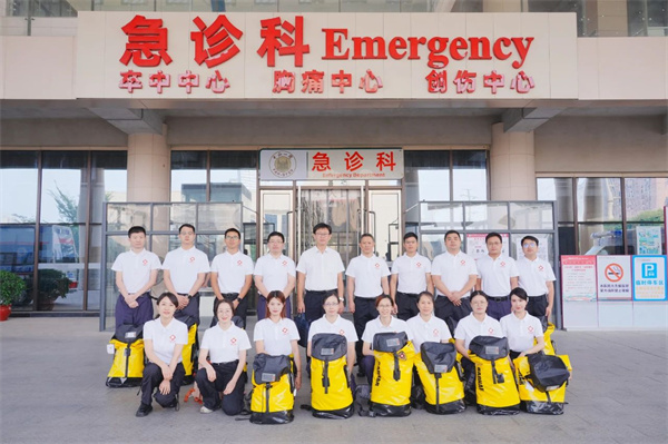 捆绑调教
开展应急救援队户外拓展训练