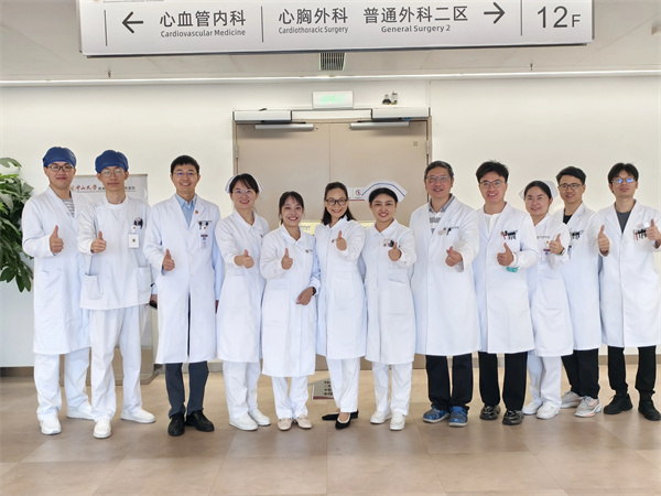 中山一院心血管护理专家到捆绑调教
开展交流活动