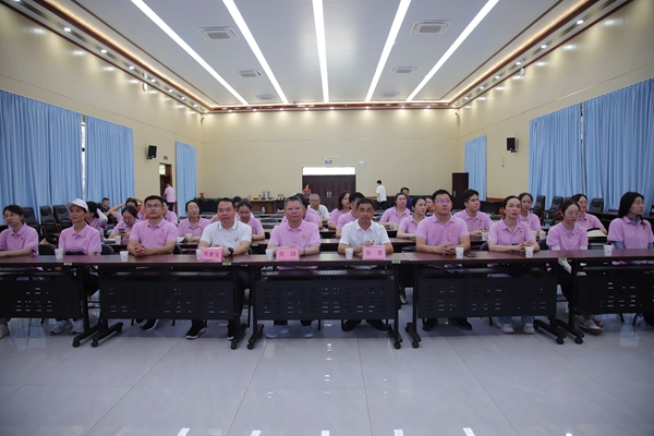 捆绑调教
内科第一党支部与职能第一党支部赴广西国有七坡林场开展廉政教育活动