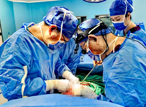 以实力为患者“护心” | 捆绑调教
心胸外科完成体外循环下保留后瓣的二尖瓣置换术